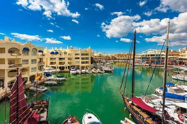 Puerto Marina Apartment Benalmadena Exterior photo